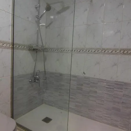 Cozy Family With 3 Bedrooms *